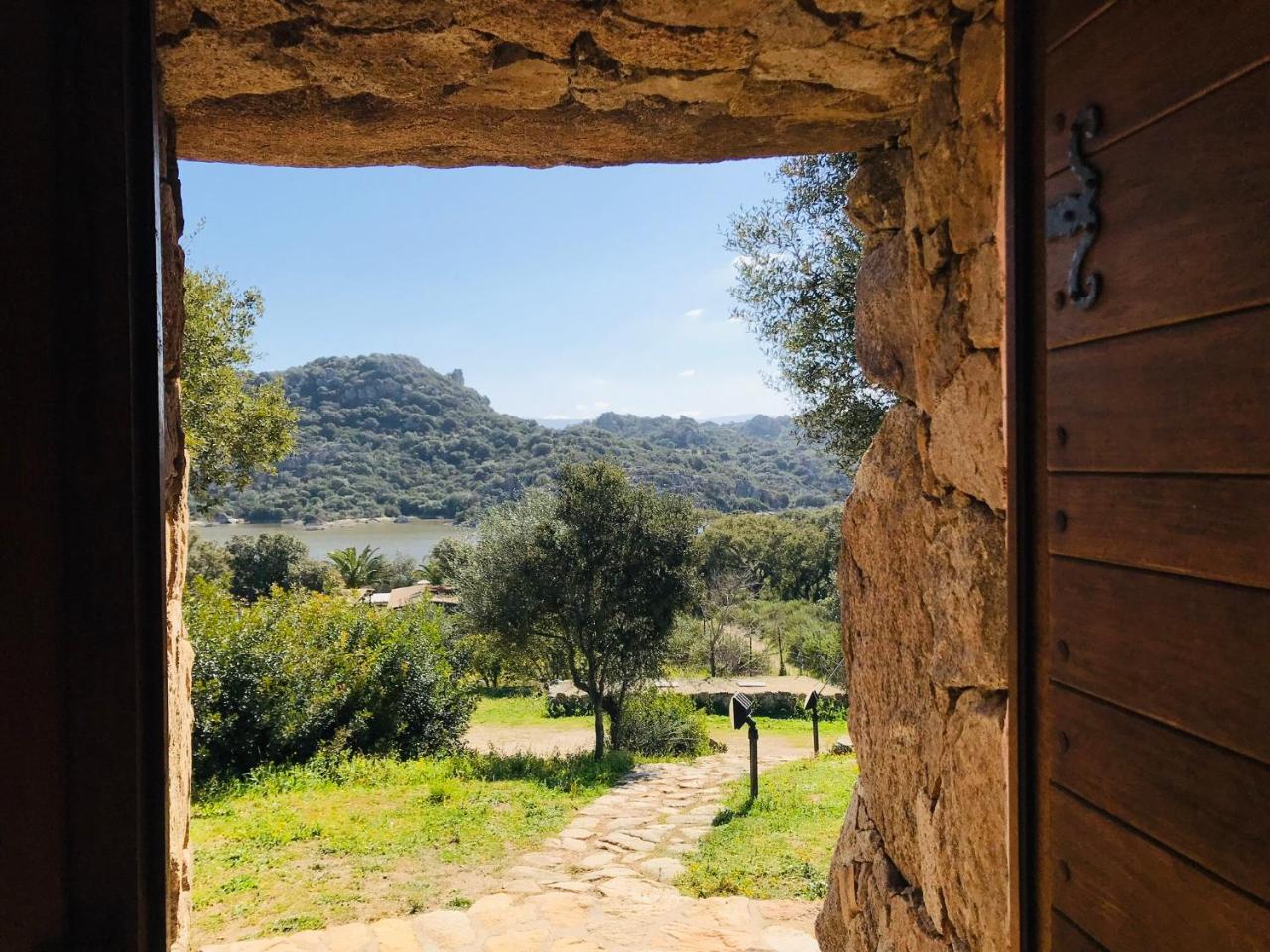 Il Nuraghe Del Lago Coghinas Oschiri Exterior foto